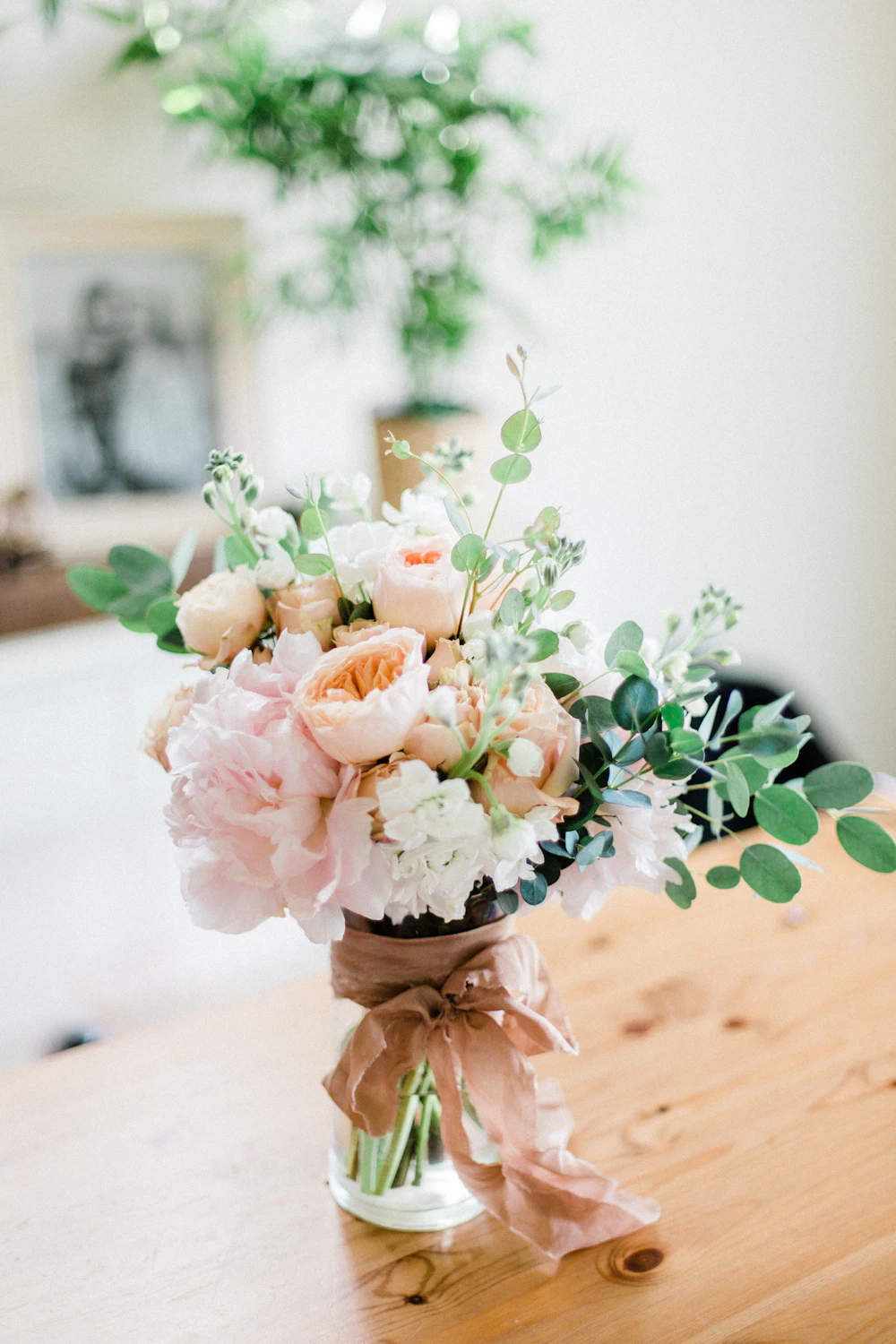 Bouquet généreux aux couleurs variées